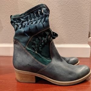 Summit White Mountain Blue Boot